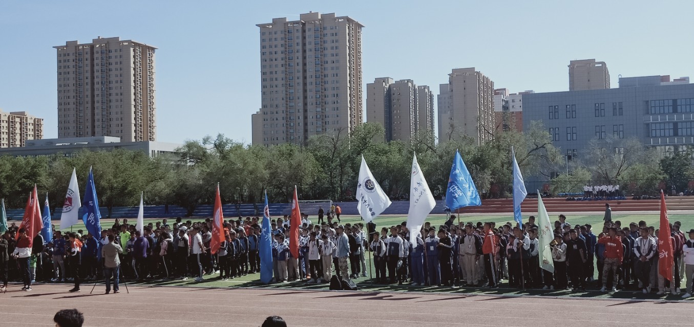 2015新疆乌鲁木齐校园足球比赛,沙区校园足球联赛比赛视频