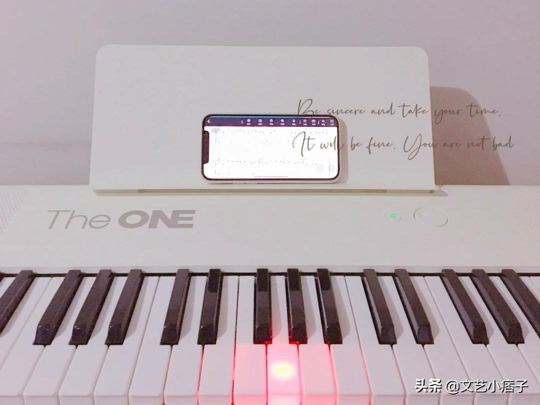 theone电子琴入门教程,theone电子琴入门款