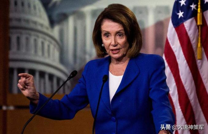 “通俄门”风波再起，这回不仅是美总统，连民主*党**人桑德斯也有份