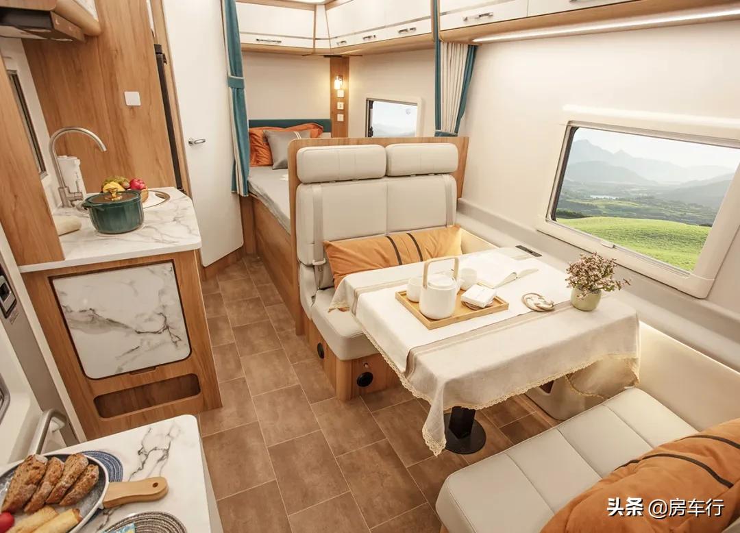 新款上汽大通轻卡房车,上汽大通maxus生活家h60