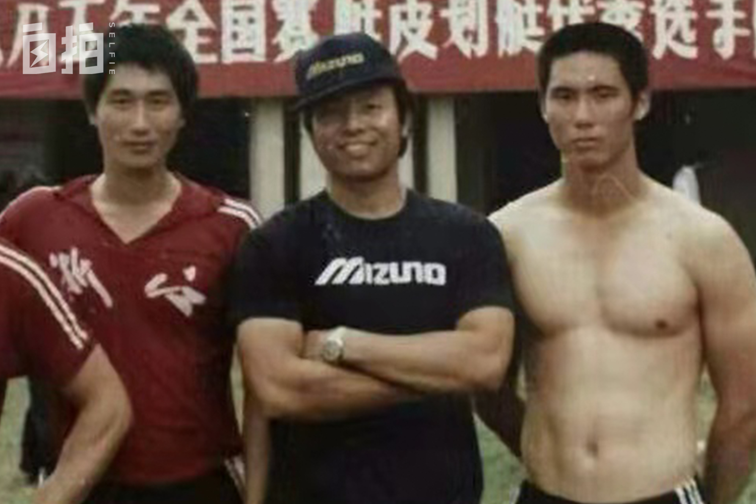 我，部队大院长大，17岁成省队运动员，参加过奥运会，做过主持人