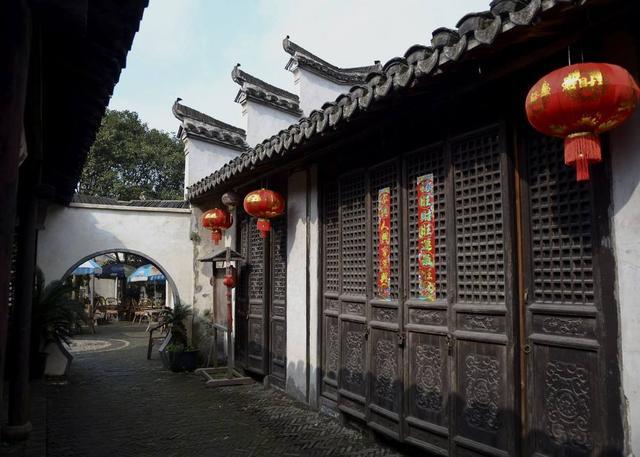 上海拍照打卡古镇,上海最新网红打卡景点夜晚