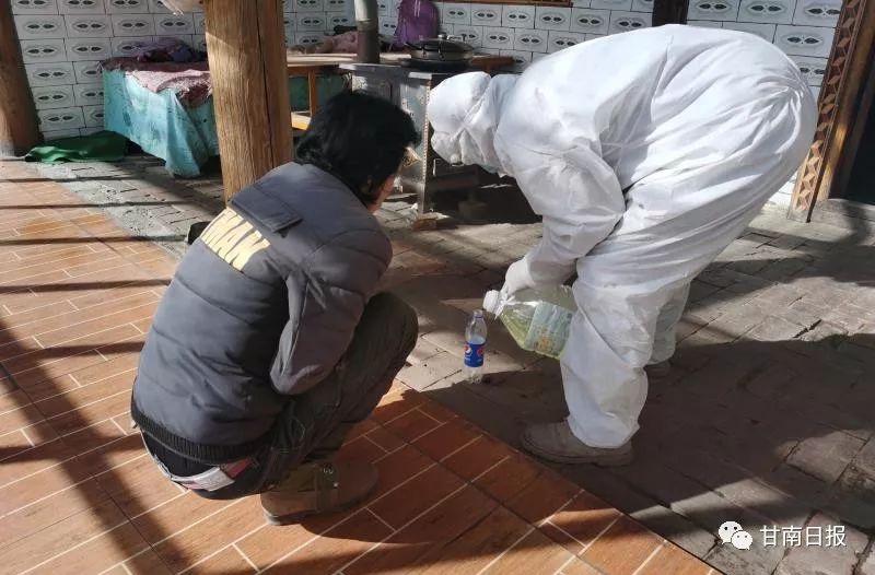 党员需要冲在最前面,党员越是艰险越向前