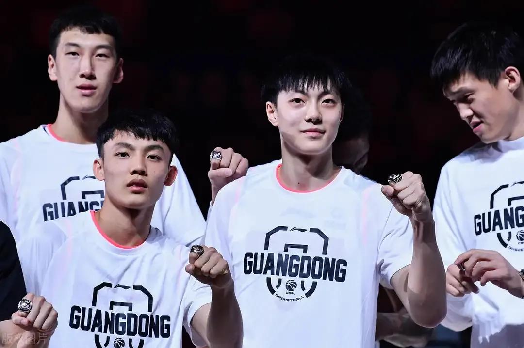 杜锋为什么能当广东教练,杜锋为什么担任广东主教练