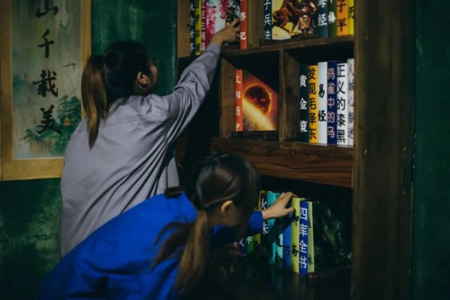 夜幕降临沉浸式密室逃脱体验剧场,超刺激的密室逃脱等你来体验