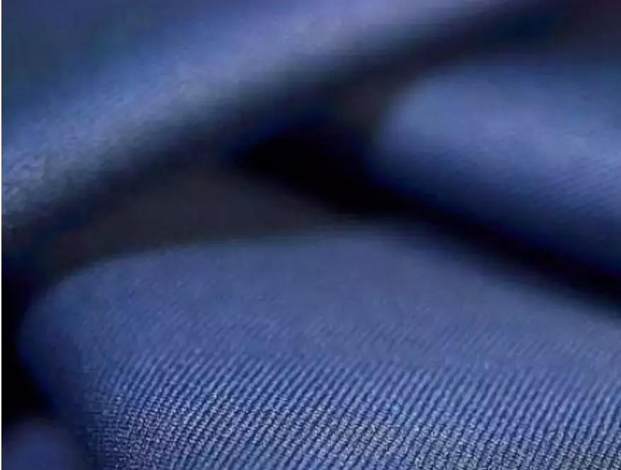 小牛津面料和涤纶区别,天幕牛津和涤纶面料哪个好