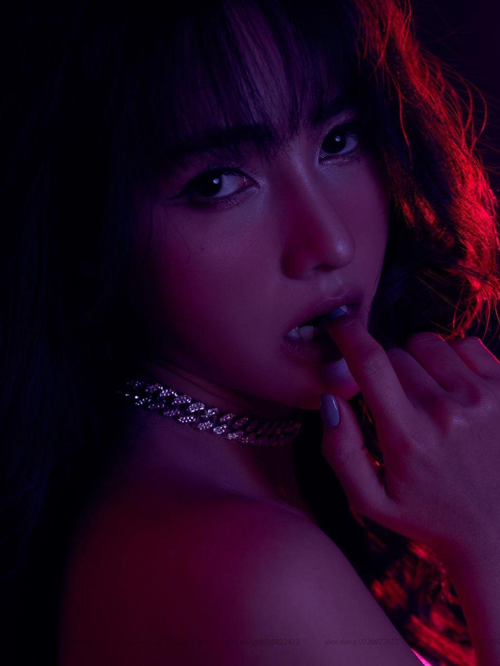 女dj笑容超甜,世界有名女dj现场