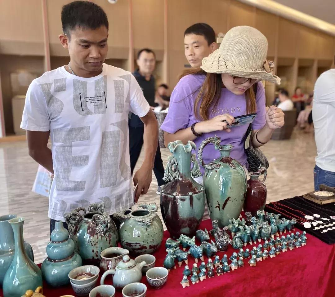 广东人去贵州门票半价,贵州广东人免门票景区