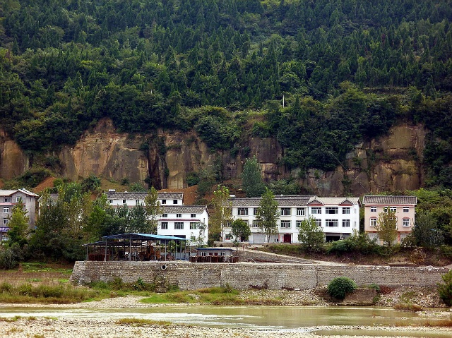 分享老照片，带你走进十年前的宝轮，还是那样的美