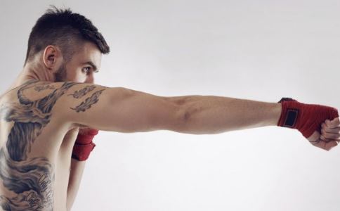 男人腰酸疼痛是什么原因引起的,男人腰酸疼怎么回事怎么缓解