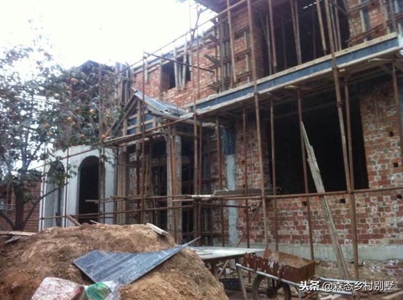 北方农村建房全过程，三层占地150平米，花了50万