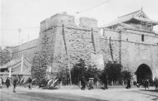 历史老照片1935年的辽宁沈阳,老照片镜头下1983年沈阳