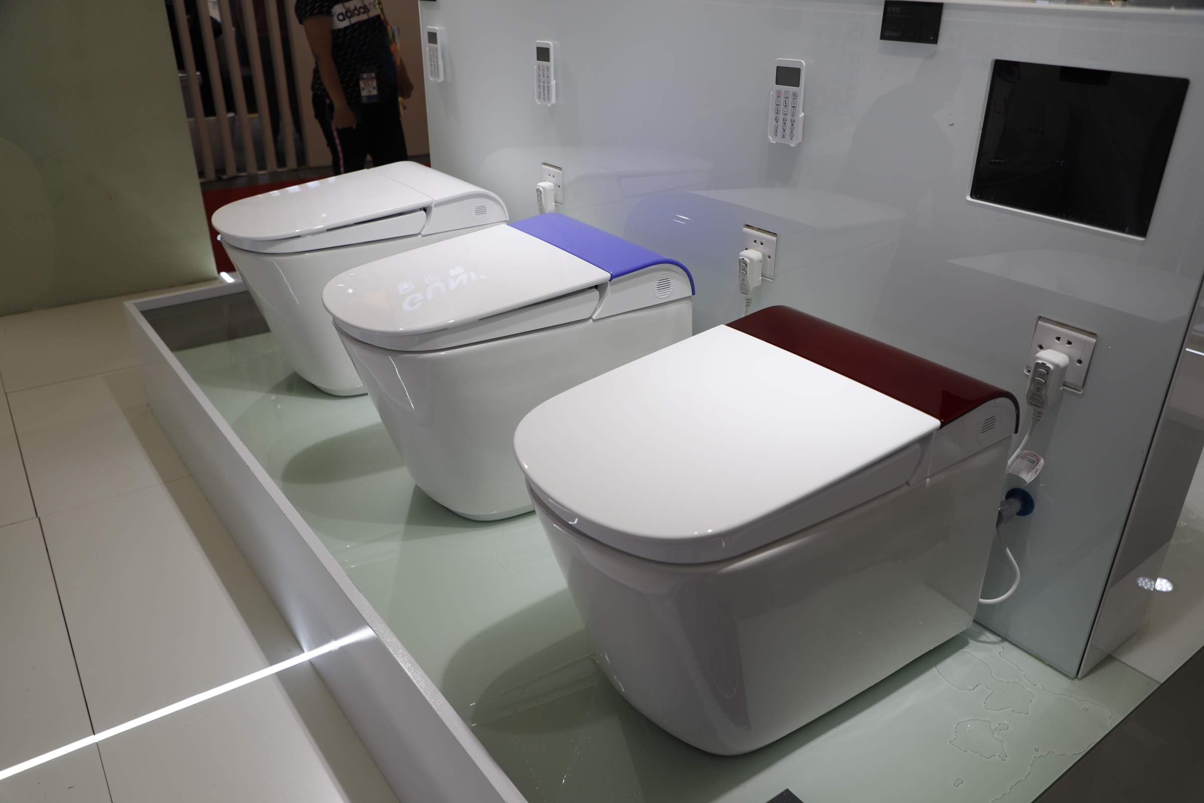 上海厨卫展E1E26馆！欧路莎携新品秀出“家的N次方”卫浴盛宴