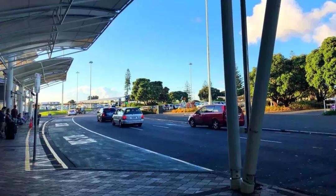 比国内油价还高三四块！这地方奔驰不如日系车受欢迎！