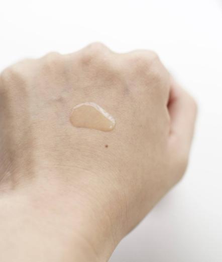 艾美蕾特润焕活精华液,精华液对女人有什么功效