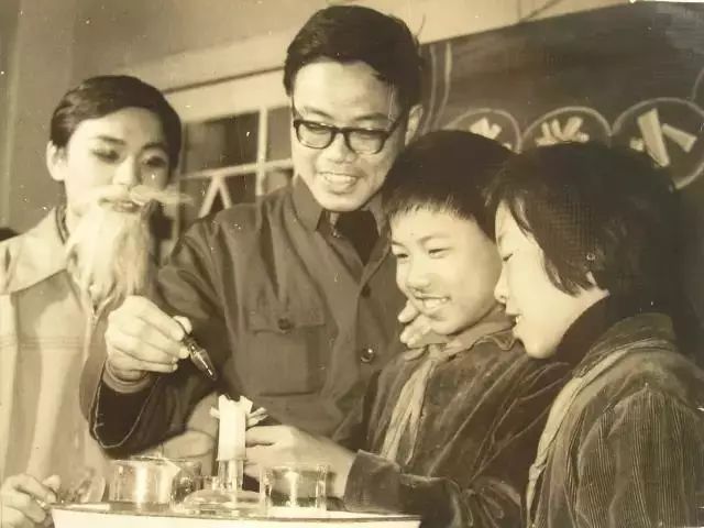 叶永烈真实死因揭秘,著名作家叶永烈去世