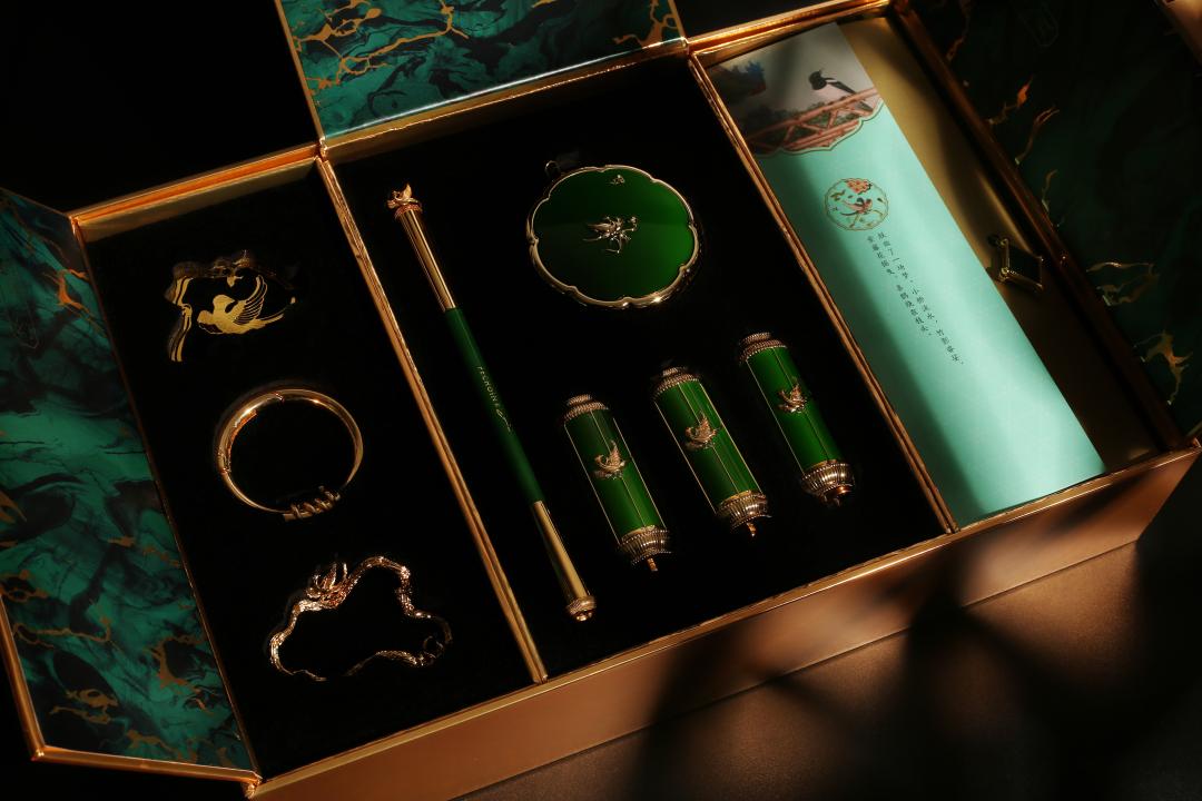 百雀羚以国为潮,百雀羚国潮之路