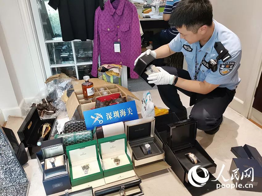 一起跨国代购诈骗案件浮出水面,赚300多万被抓