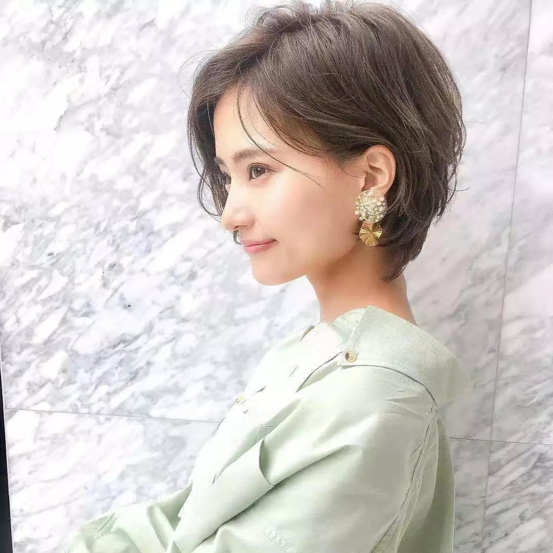 发量少每日发型教程,发量少怎么打理发型