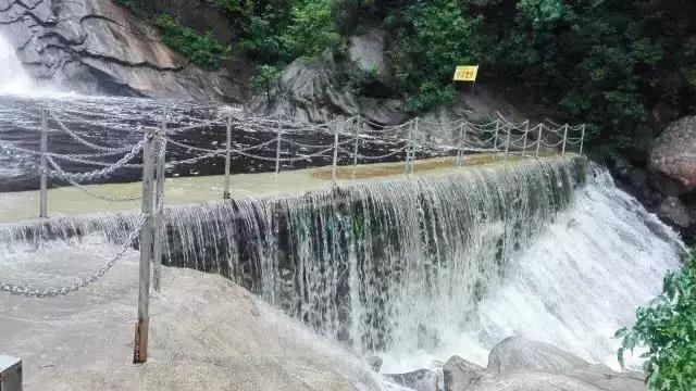 暑假适合避暑又小众的旅游景点,幽谷神潭冬季旅游攻略