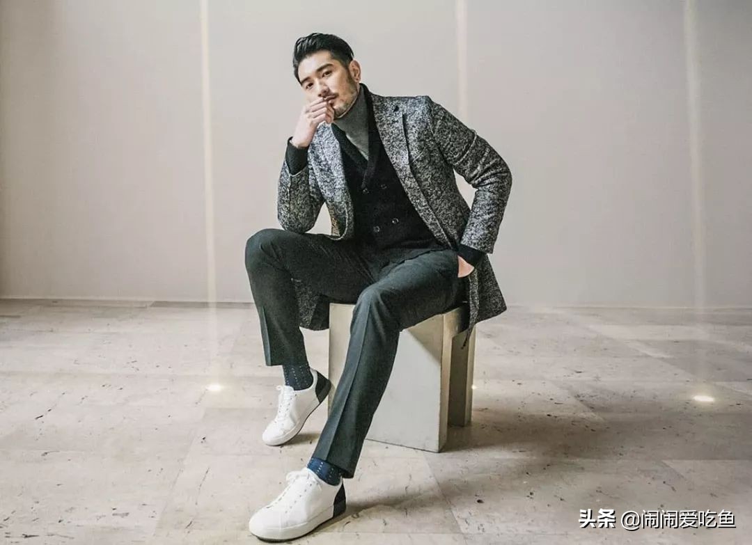 买十件便宜的不如买一件贵的,买10件多买一件打八五折