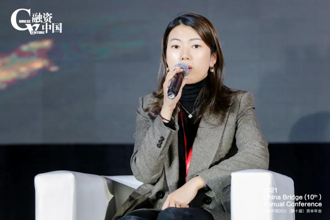 往前走、做孵化、重仓早期，B轮后小机构没机会了？