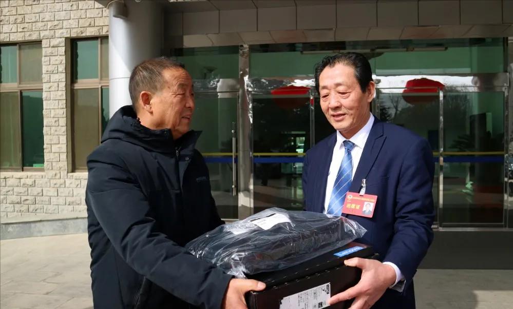 乐善好施被称为“福清哥”记陕西闽发房地产开发公司总经理唐孝标