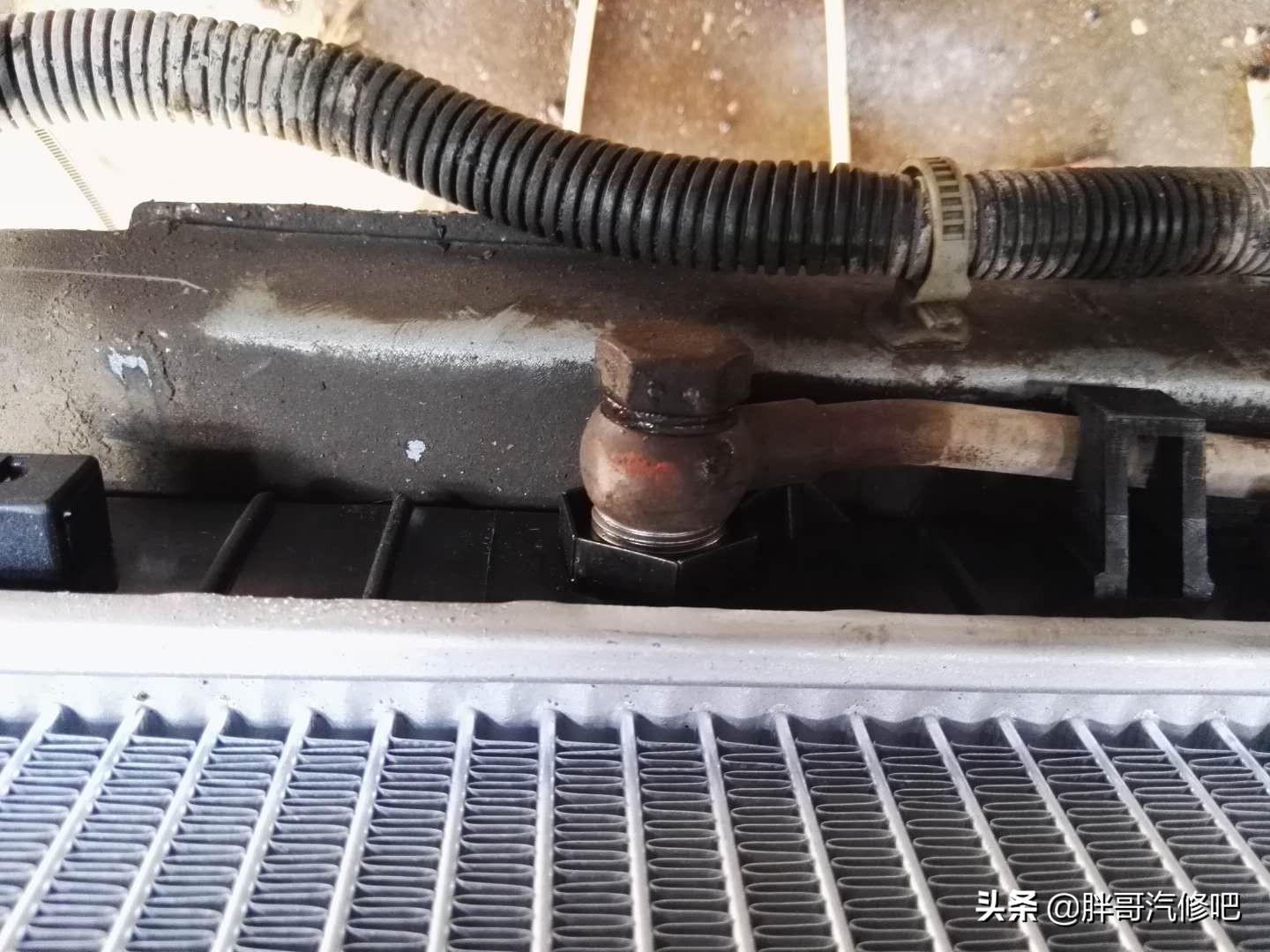 老凯越高温发动机没压缩,老凯越熄火了为什么发动机还在响