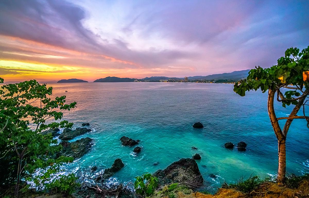 滞留国外回不去怎么办,滞留海外不能回国怎么办