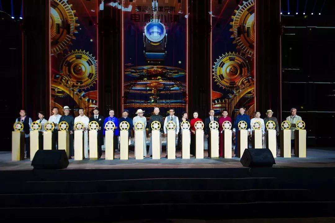 建业华谊兄弟电影小镇策划方案,郑州建业华谊兄弟电影小镇清明节