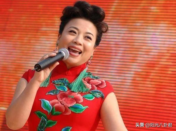 从湖南走出的8大美女，有4位立足央视春晚20年，2位成综艺一姐