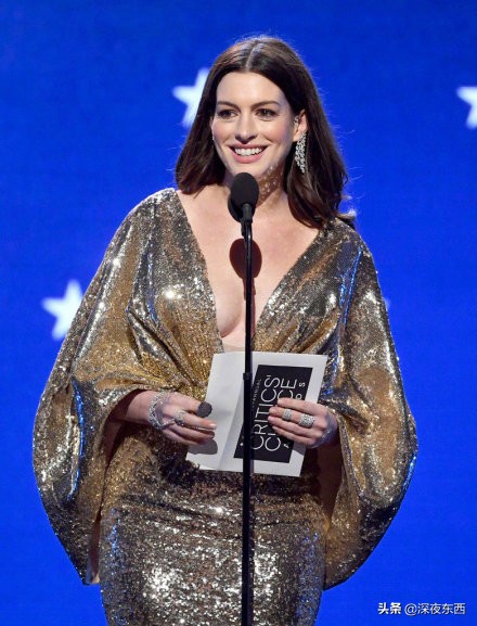 五官争功童话作文450字 (中班童心童画五官的狂欢)