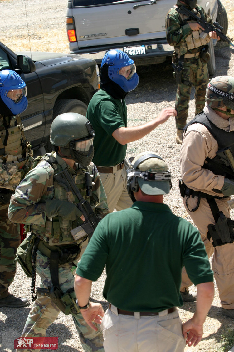 防弹背心fbi原品,两栖防弹背心视频