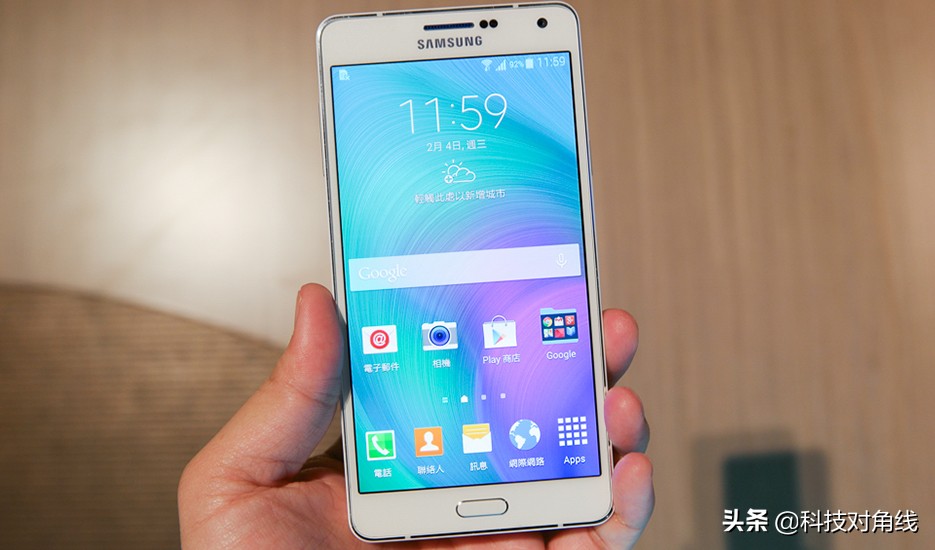 不容易!足足四年时间,中国用户终于让三星学会了放下架子