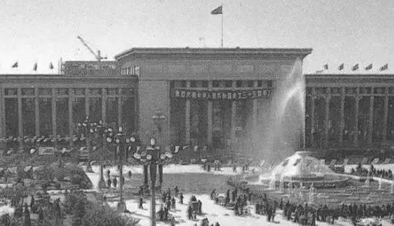 我叫石家庄，这是我2019年最新简历，请多关照！