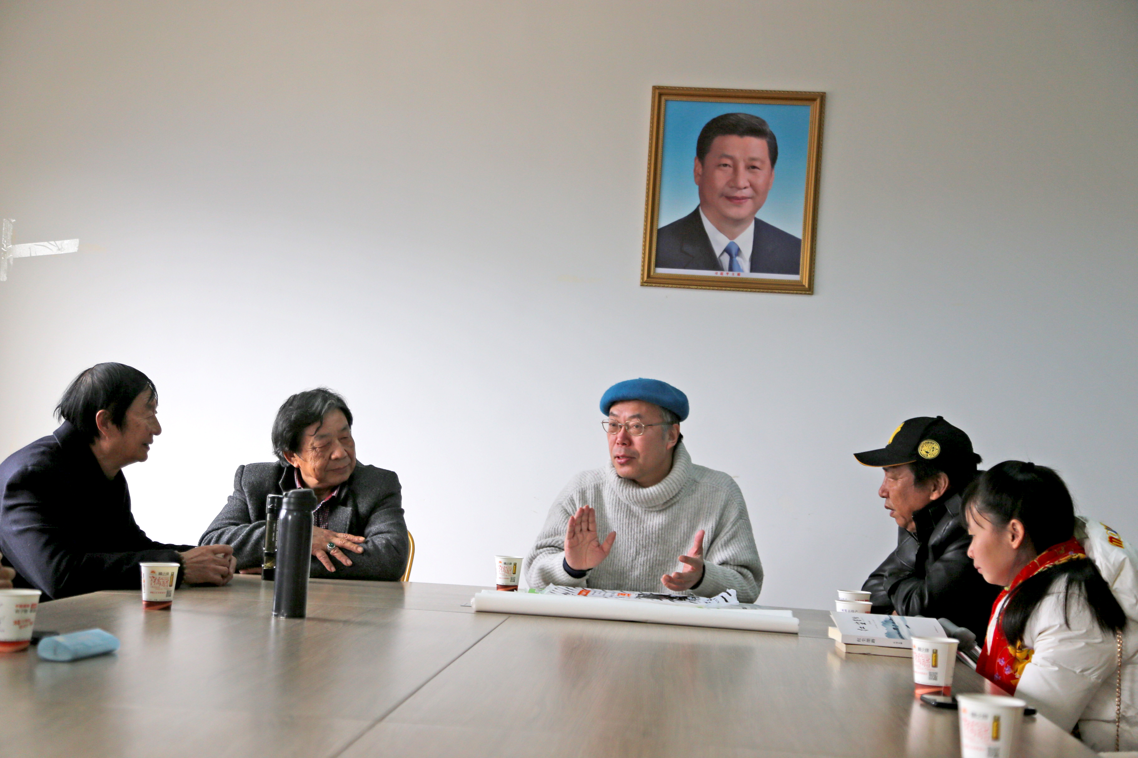 武汉画家专画老武汉风情,湖北画家高清人像