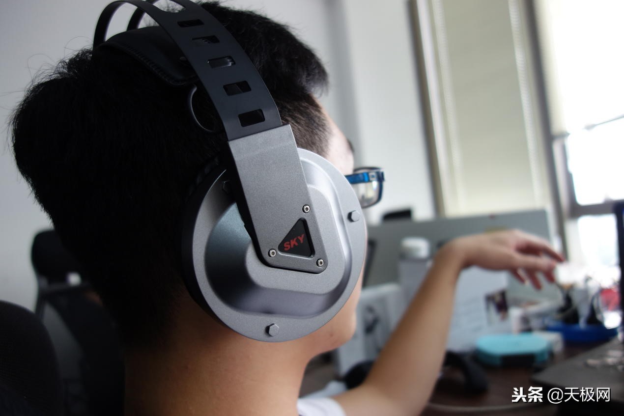 人皇sky的电竞外设,人皇sky钛度