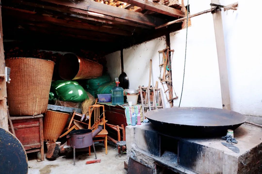 传统老式羊毛毡的制作,已消失的古老手工羊毛毡