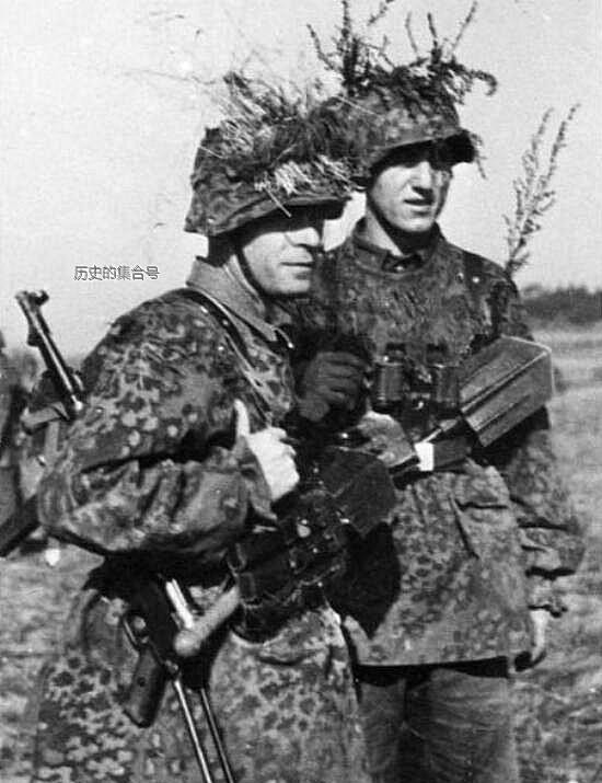 老照片里的德国*党**卫军，手里家伙太亮眼，一支让男人都尖叫的队伍