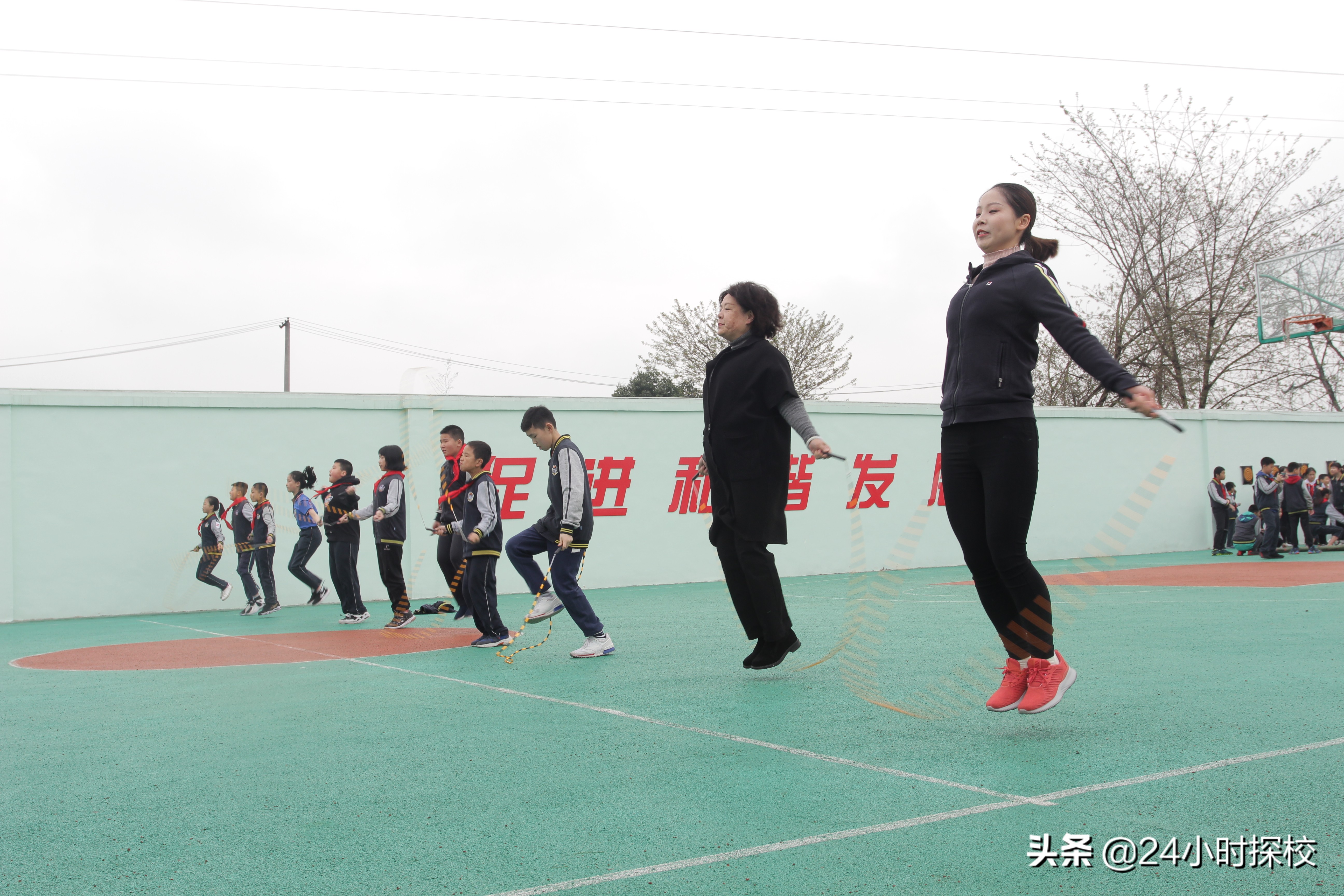 校园吉尼斯跳绳比赛,校园吉尼斯纪录一分钟单人跳绳