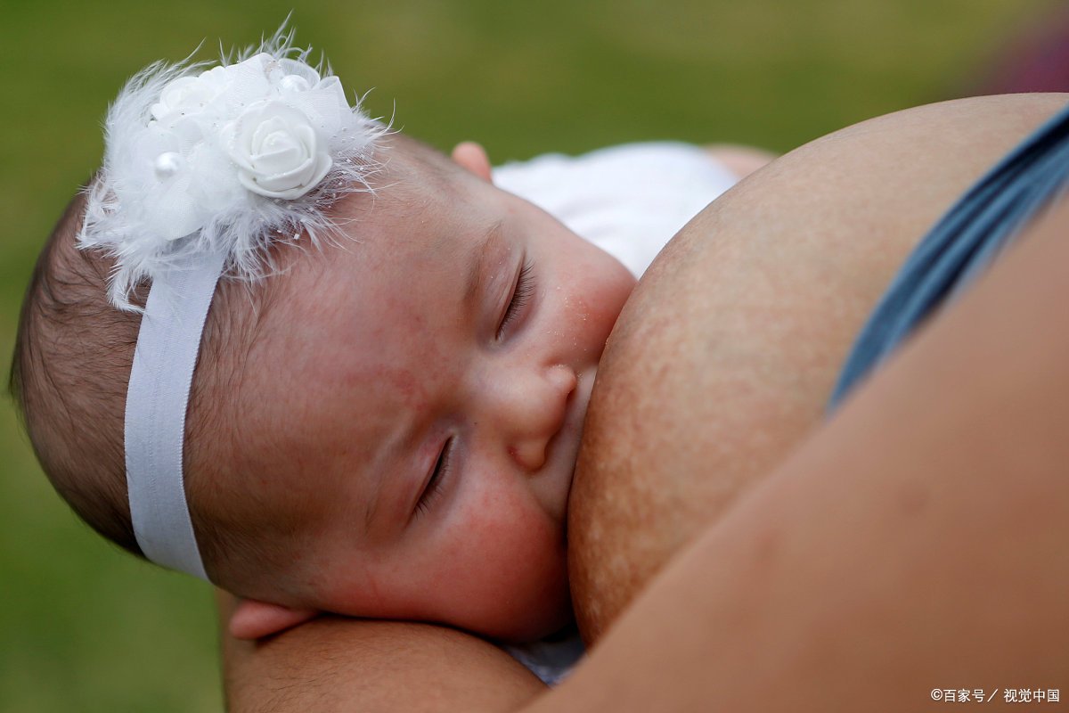 80%的妈妈都不会喂奶，你得知道的衔乳常识