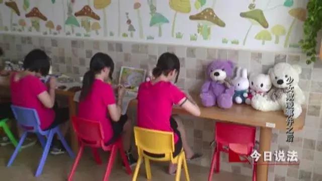 初中生被多人轮番殴打,女学生被多人轮流殴打后续