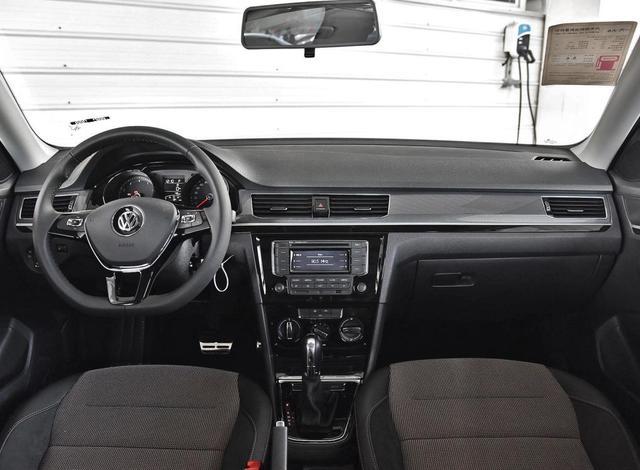 蔚领和斯柯达明锐对比,开过本田思域后再开大众