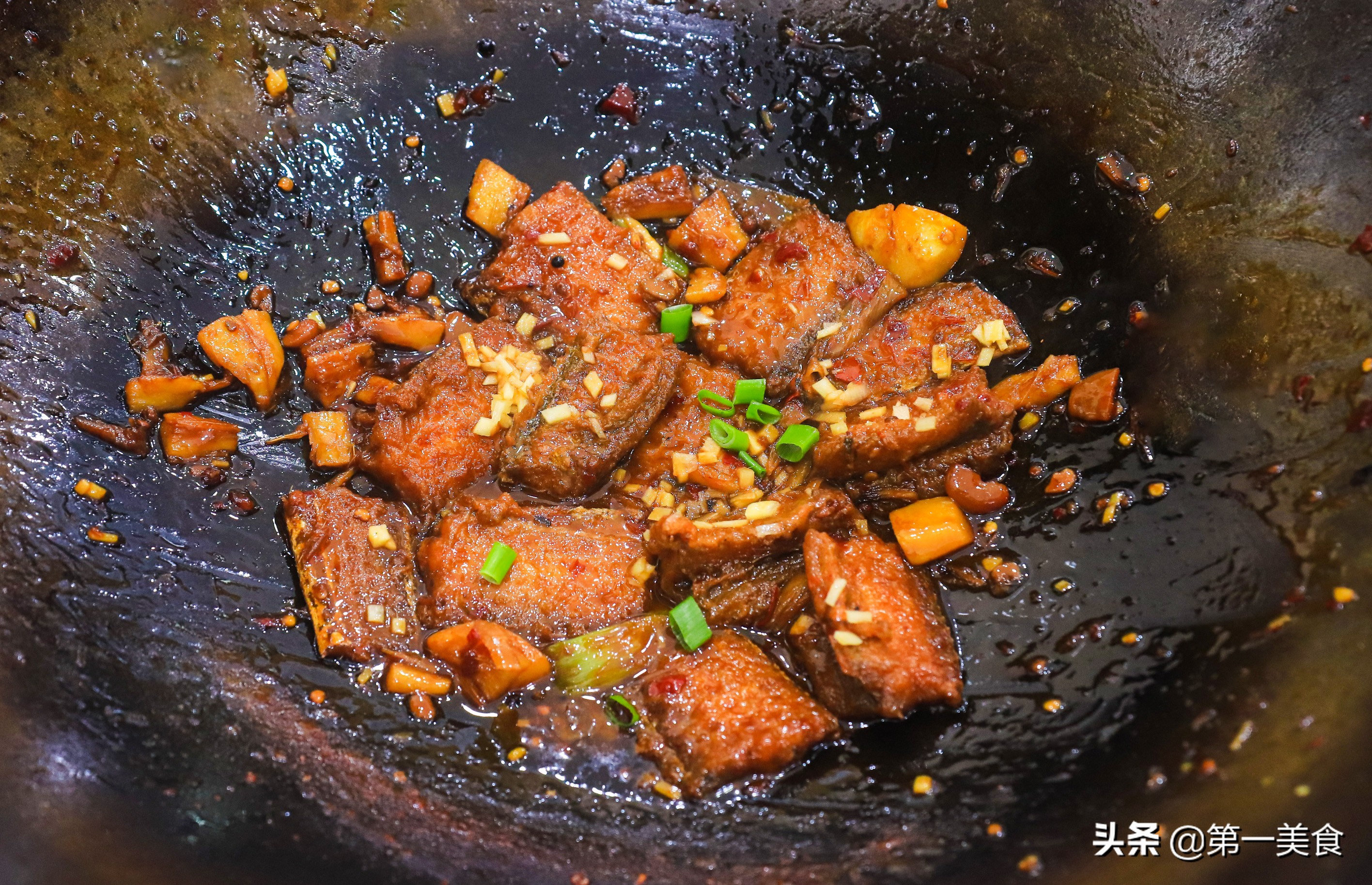 带鱼怎么做最好吃家庭做法,带鱼怎么做好吃简单视频