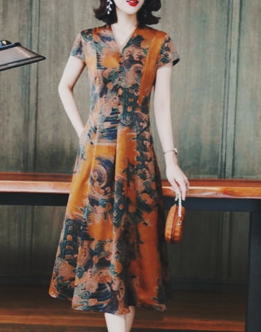 100%桑蚕丝和100%真丝哪个舒服,大牌真丝裙子长袖真丝连衣裙