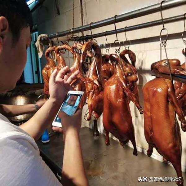 初学烤鸭技术视频,烤鸭技术怎么学