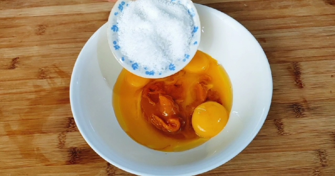 南瓜蒸蛋糕商用的做法大全,用南瓜和面粉在电饭锅里蒸蛋糕