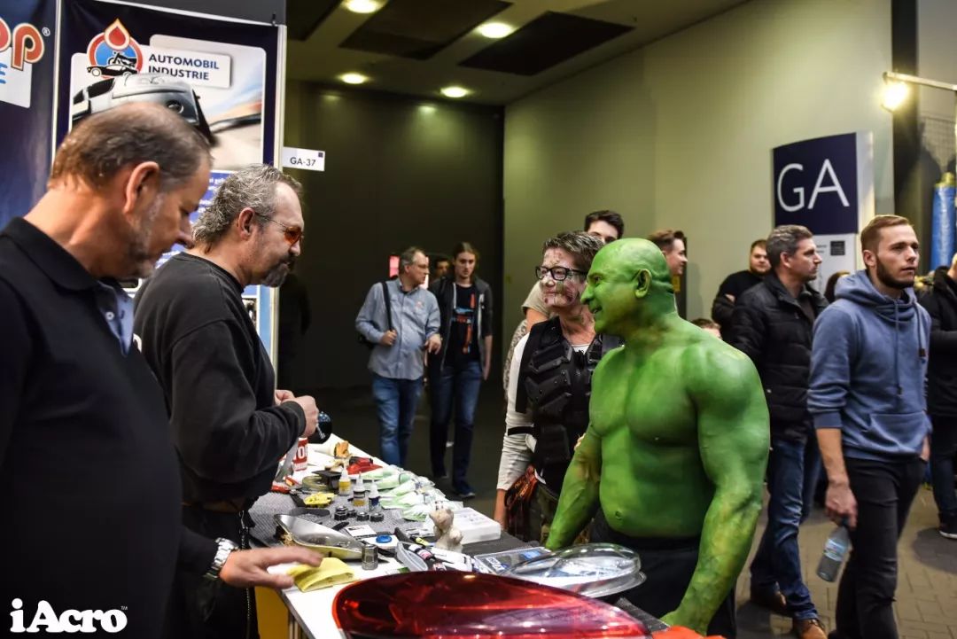 iAcroNavi——德国埃森改装车展之眼花缭乱上篇