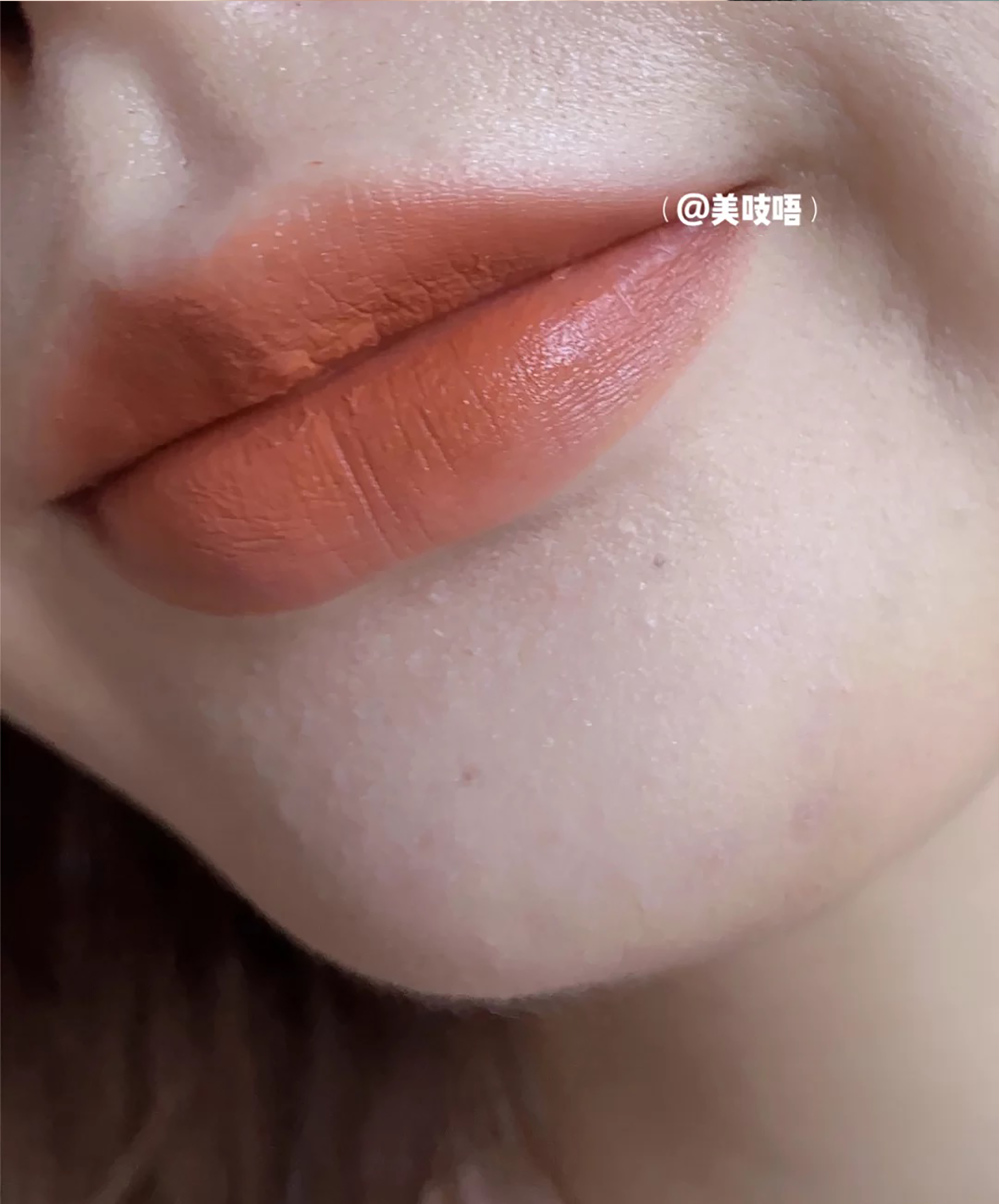 适合素颜涂的口红显白推荐,素颜涂什么颜色的口红自然又显白