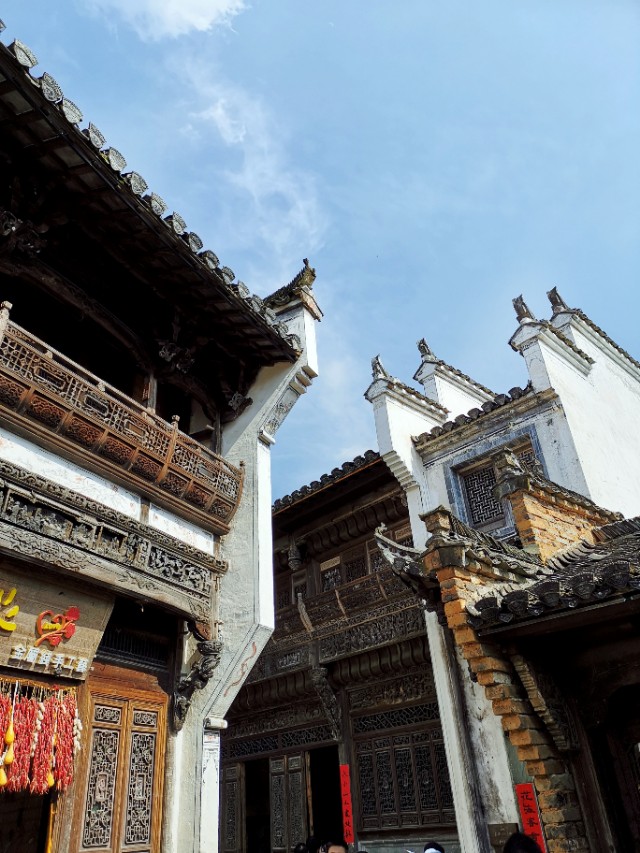 春暖花开我在油菜花田等你,篁岭晒秋我听了风的话